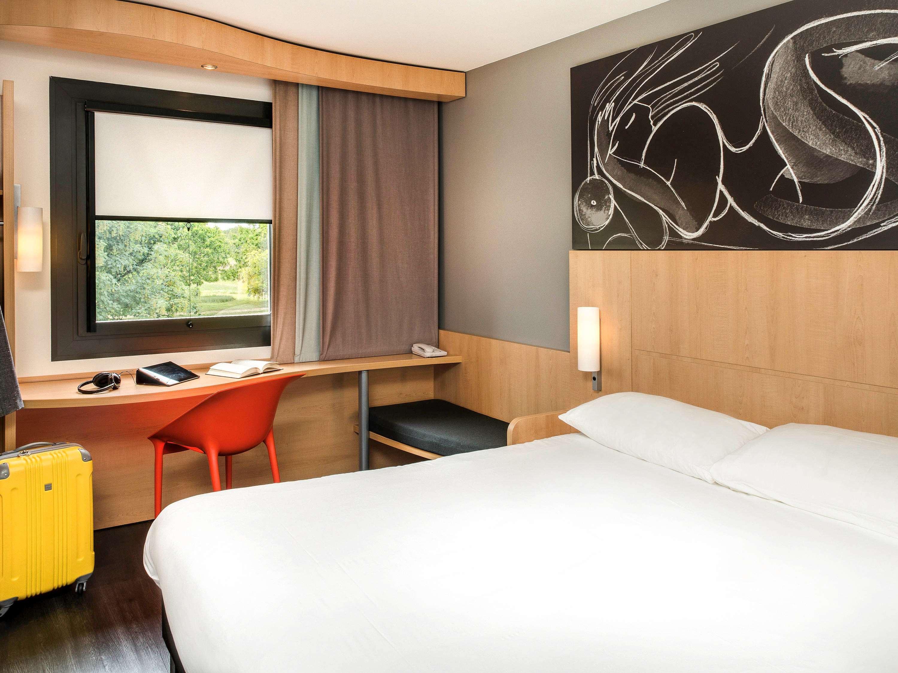 Ibis Montceau Les Mines Hotell Eksteriør bilde