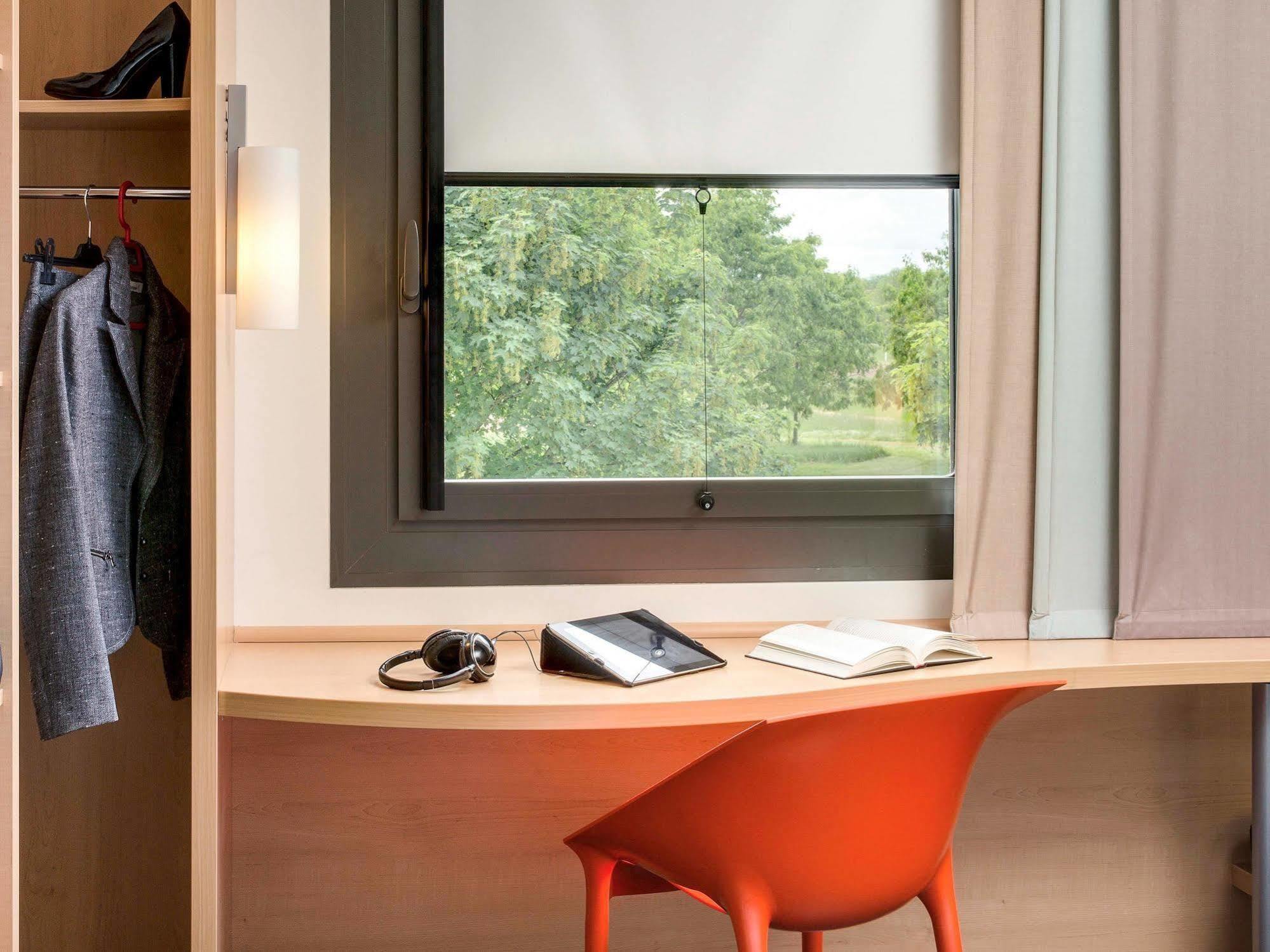 Ibis Montceau Les Mines Hotell Eksteriør bilde